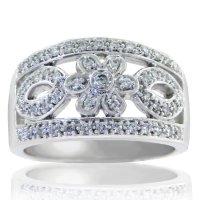 .405ct tw 10K Wide Flower Diamond Ring