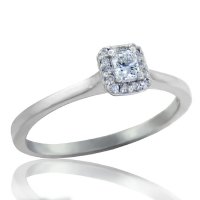 0.162ct tw 14K Princess Halo Diamond Ring